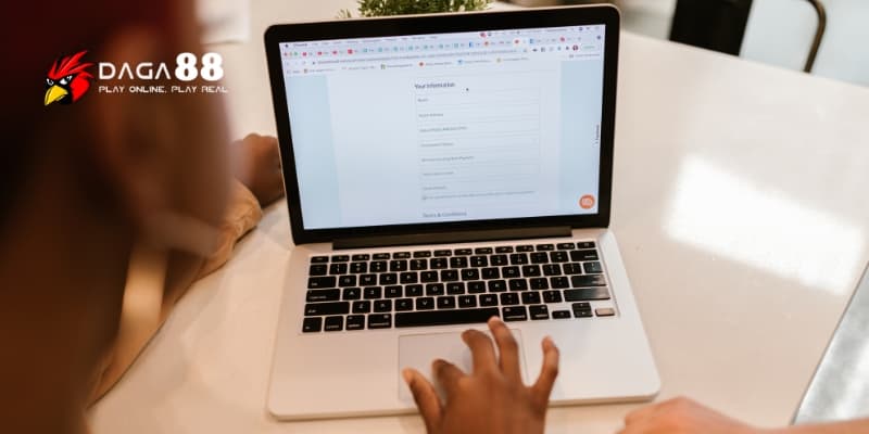 Đăng Ký Daga88 - Cánh Cửa Bước Vào Thế Giới Đá Gà Trực Tuyến 3 Quy trình từng bước rõ ràng mở cánh cửa trải nghiệm Daga88